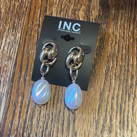 INC International Concepts Silver and Pearl Earrings - Picture 1 of 2